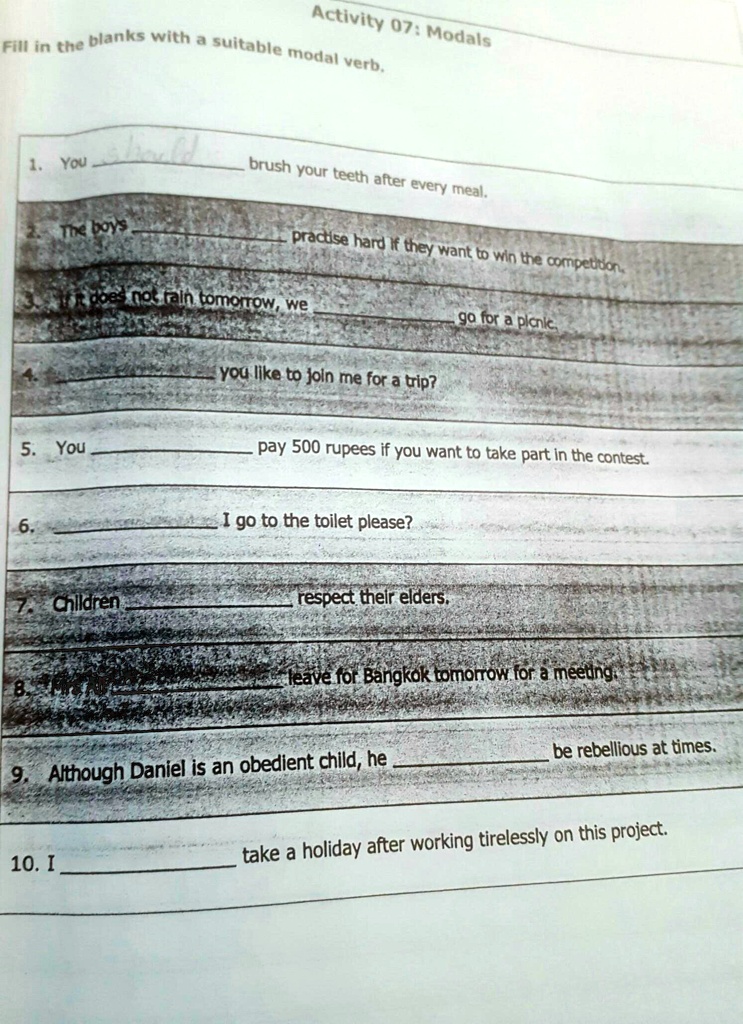 fill in the blanks with a suitable modal verb 39302