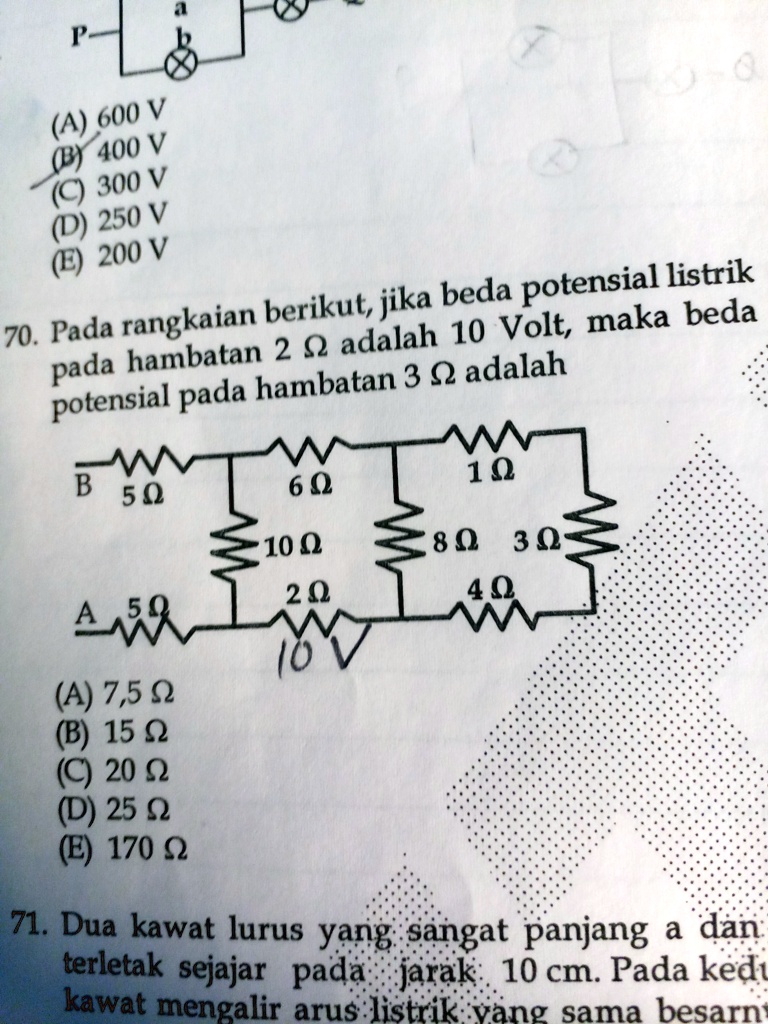 SOLVED: Pada Rangkaian Berikut,jika Beda Potensial Listrik Pada ...